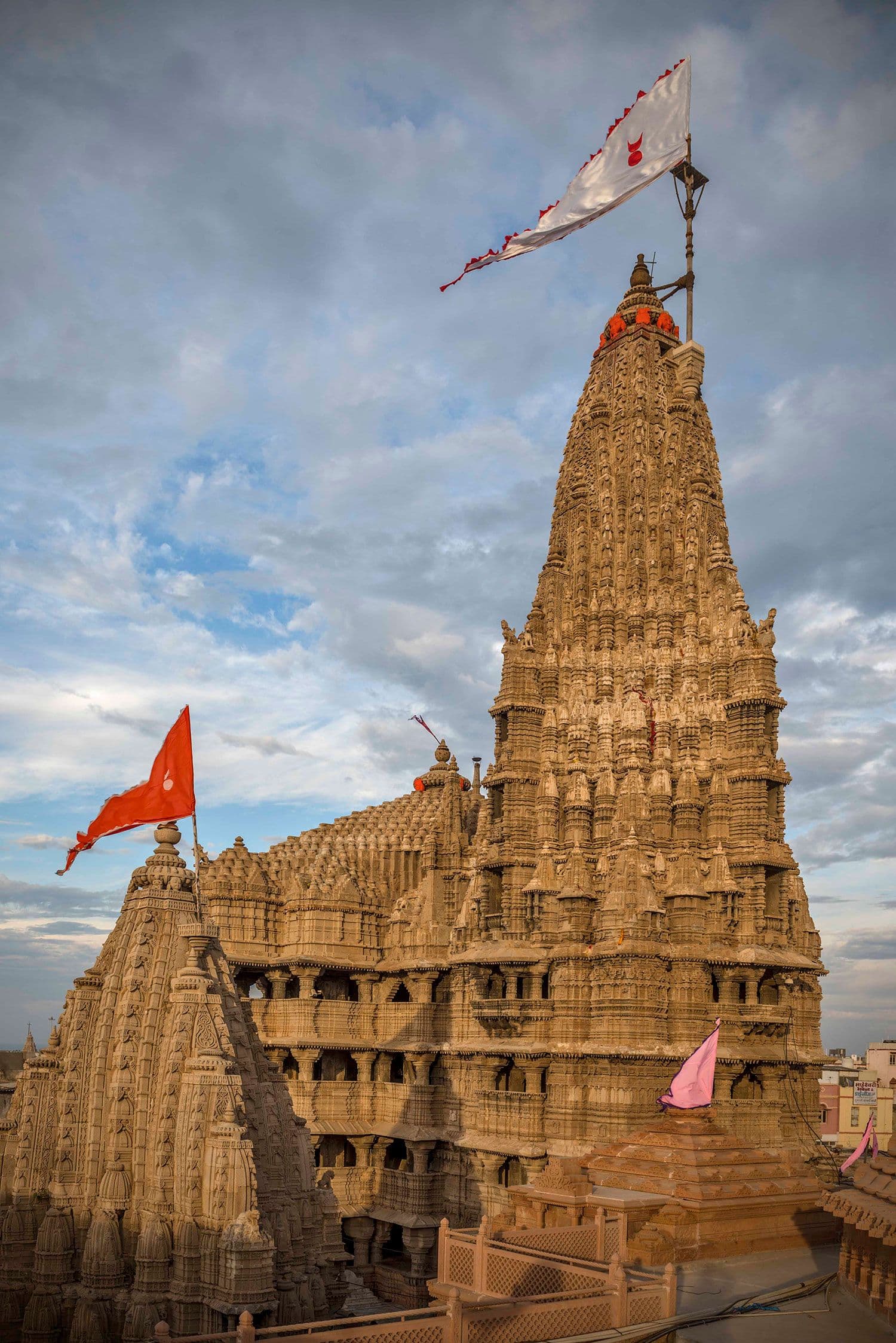 Dwarkadheesh Temple